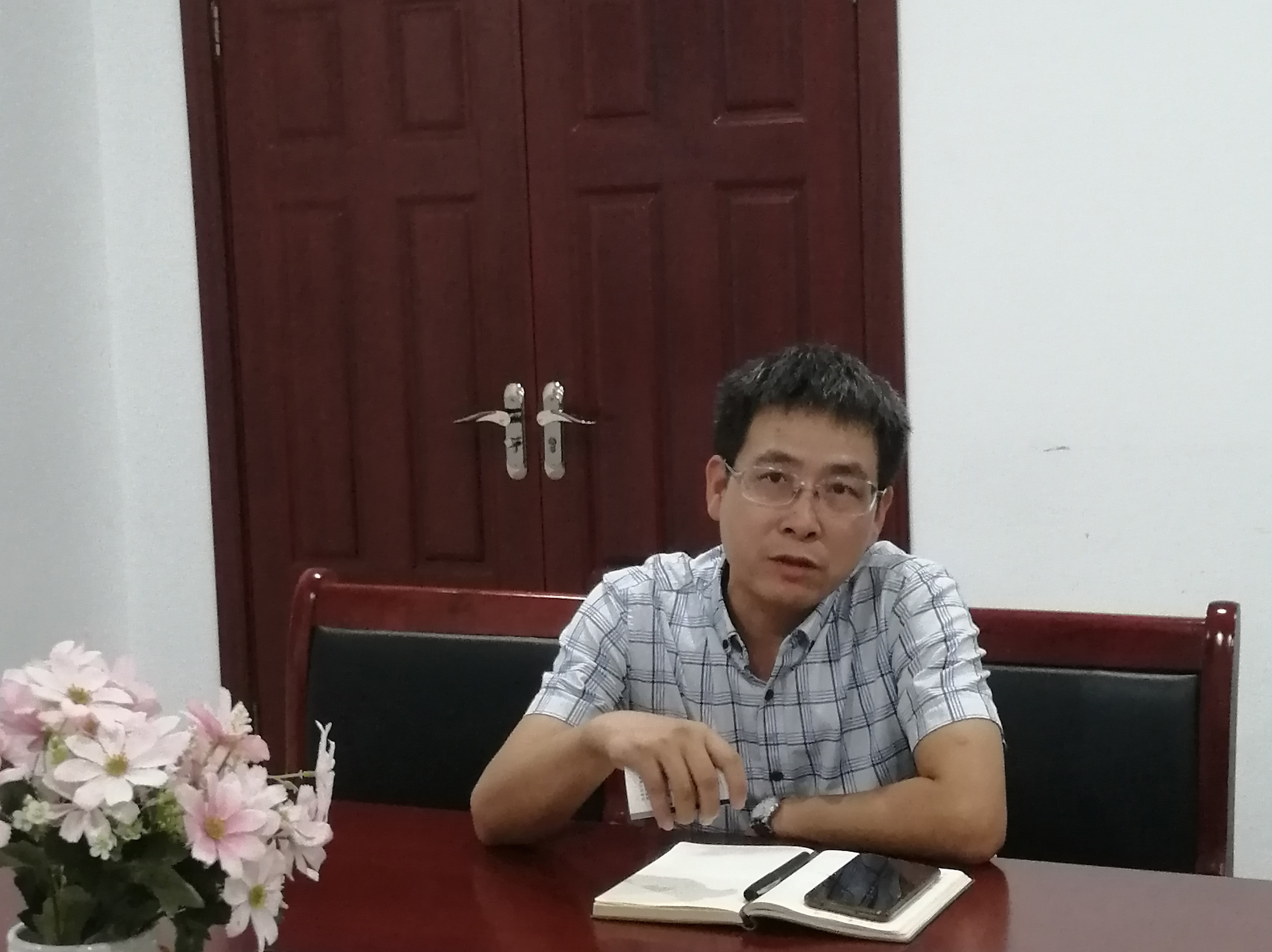 新华社经济新闻采访部主任程士华一行莅临F6福鹿会医疗考察调研